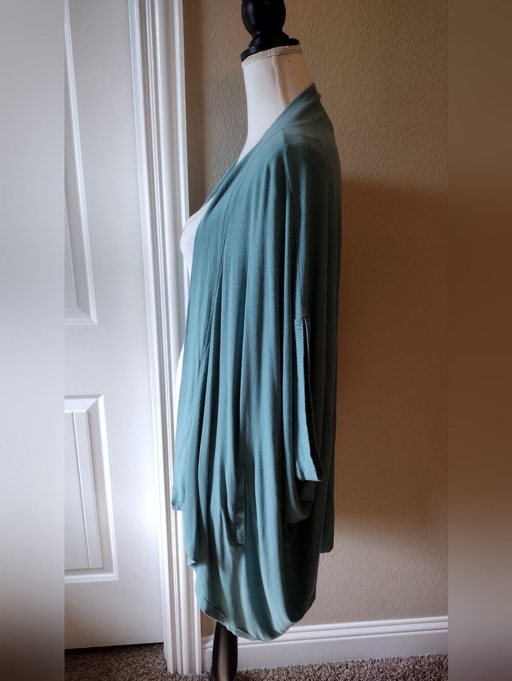 DAVI & DANI Ribbed Cardigan - Picture 5 of 10
